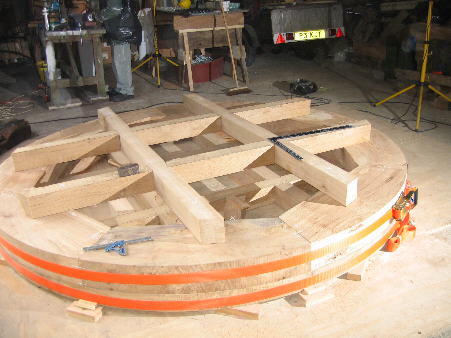 The second set of clasp arms are joined together